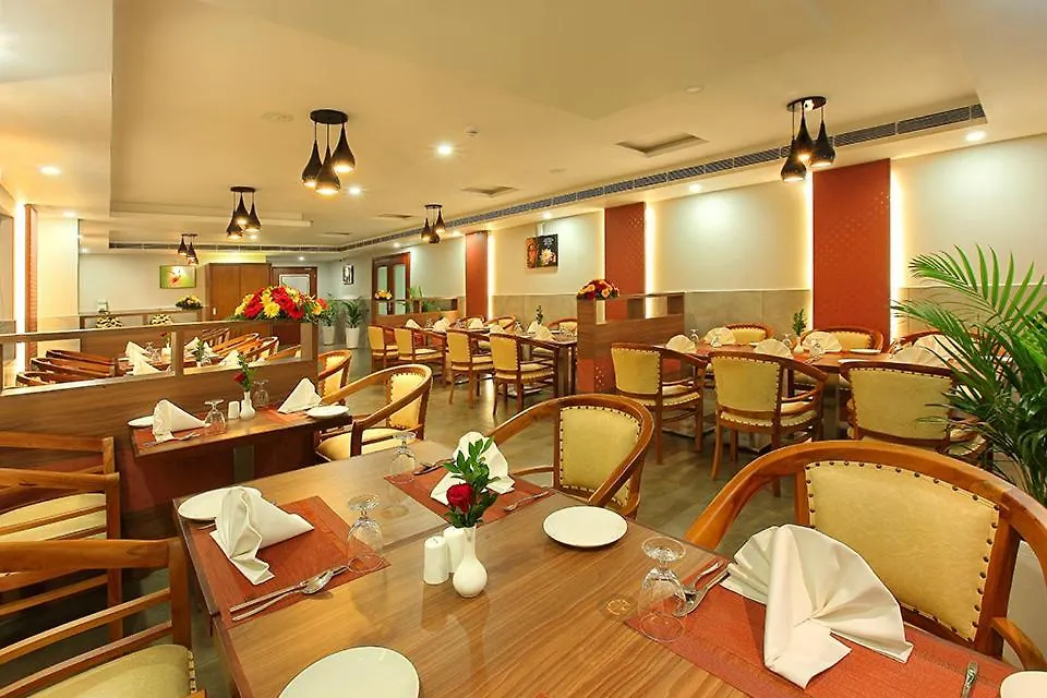 Lumbini Supreme Hotel Thrissur 3*,  Índia