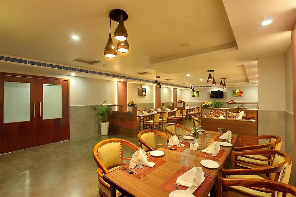 Lumbini Supreme Hotel Thrissur 3*,